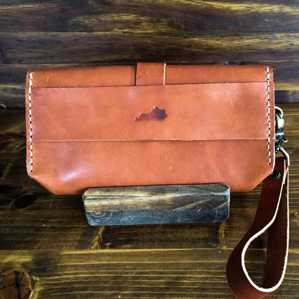 Bessie Bend Clutch & Wristlet - Saddle picture