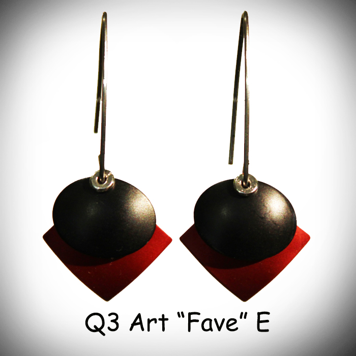 Fave Earrings White & Black picture