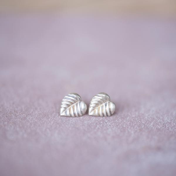 Bronze Leaf Stud Earrings picture