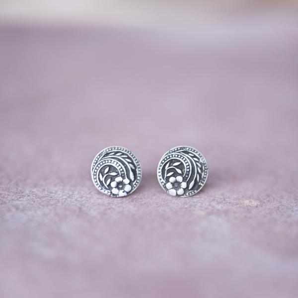 Silver Vintage Button Stud Earrings picture