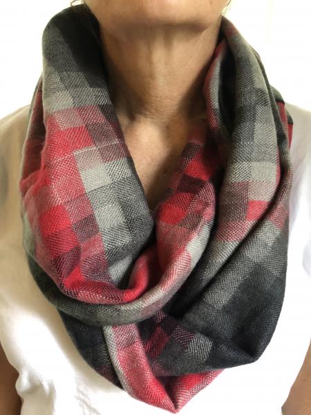 Red/Grey small square plaid