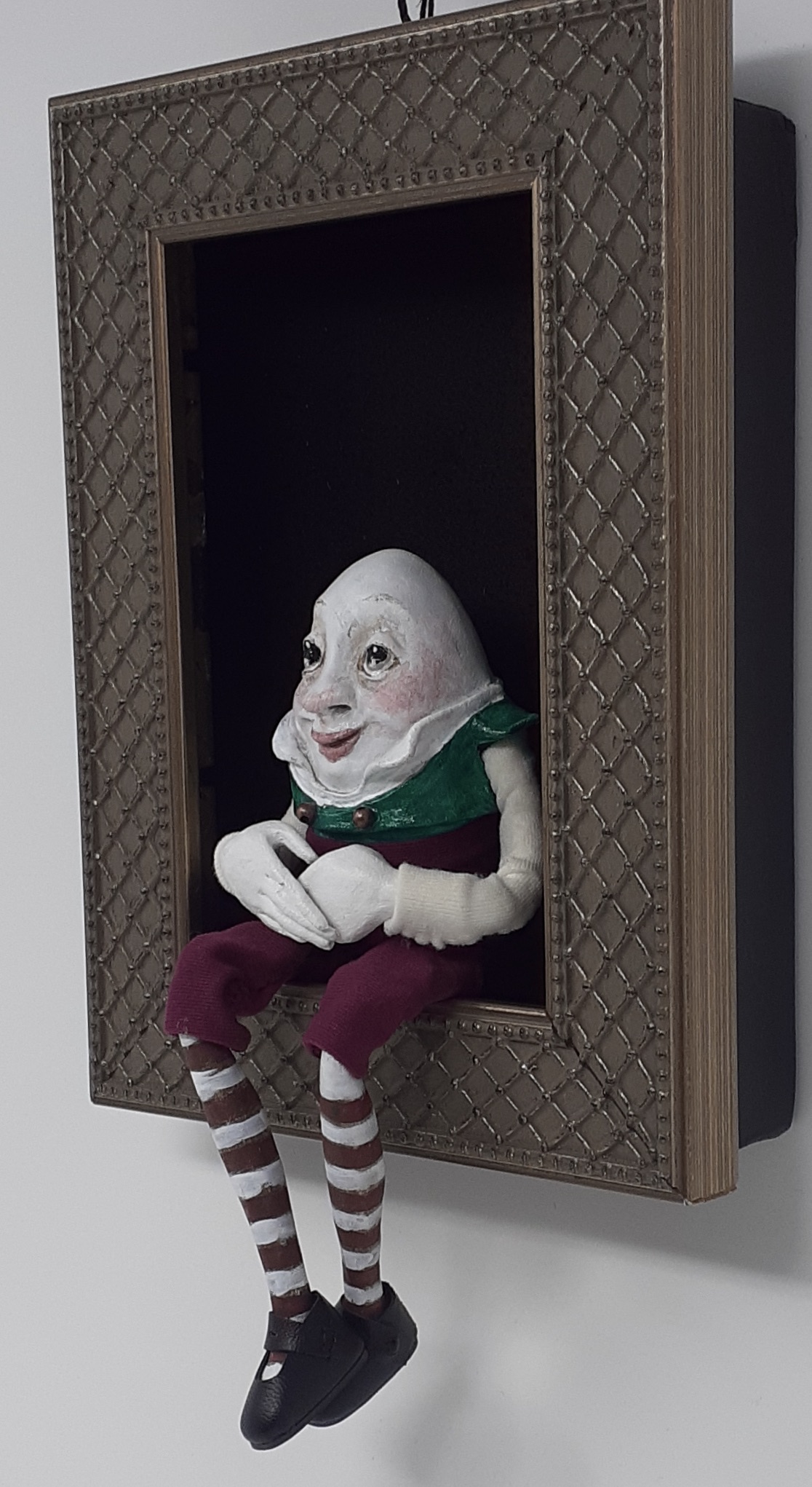 Humpty Dumpty Shadowbox picture