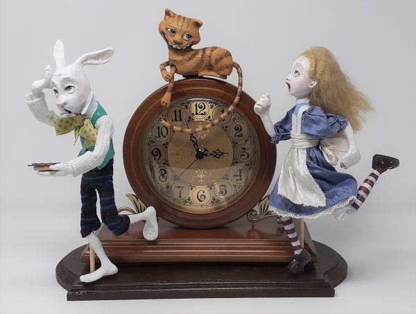 "I'm late, I'm late!" An Alice in Wonderland Clock picture