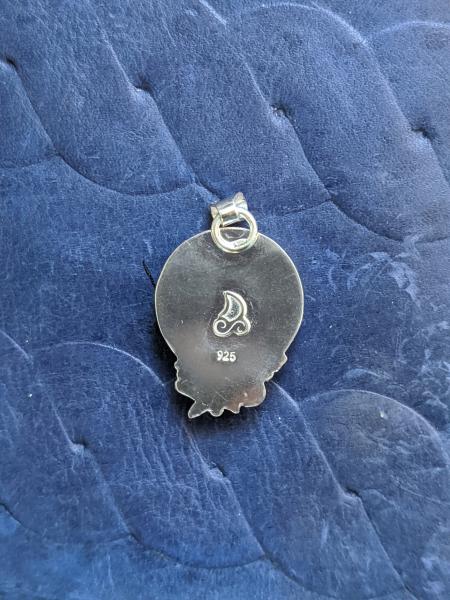 Otter Face Pendant picture