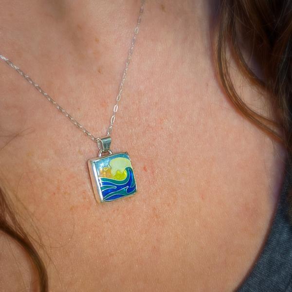 Square Wave Pendant picture