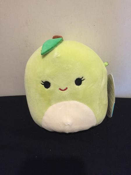 5” Squishmallows Ashley the Apple picture