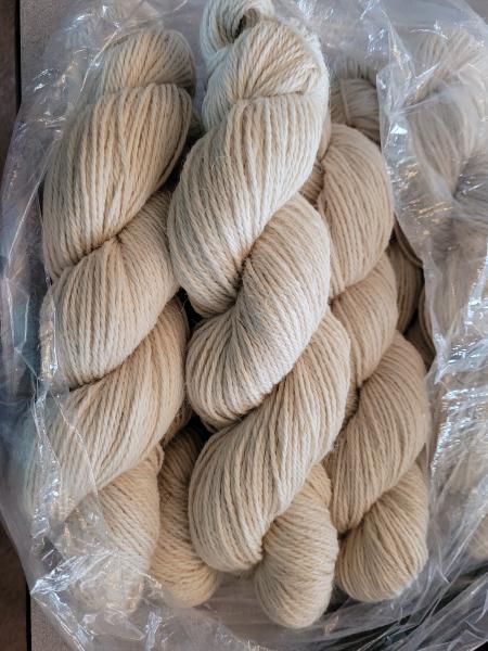wool processed into roving or batts picture