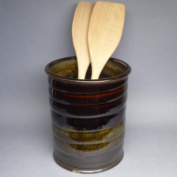 Utensil holder, tiger eye glaze