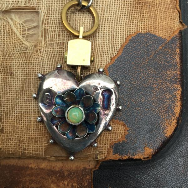 Keyhole Heart Flower Opal Necklace picture
