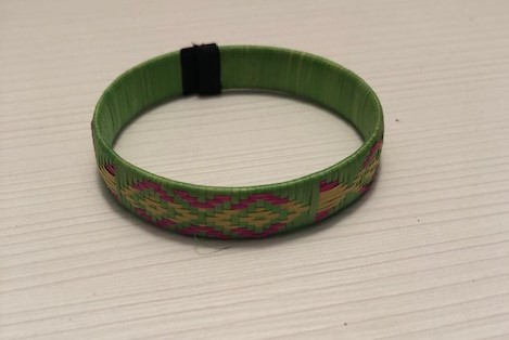Thin Lime color Caña Flecha Bracelet picture