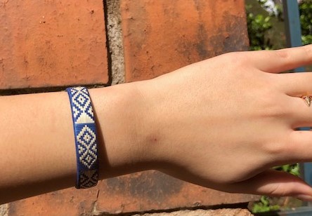 Thin Navy Blue Caña Flecha Bracelet picture