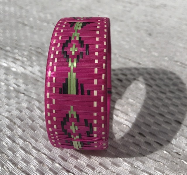 Medium Pink color Caña Flecha Bracelet picture