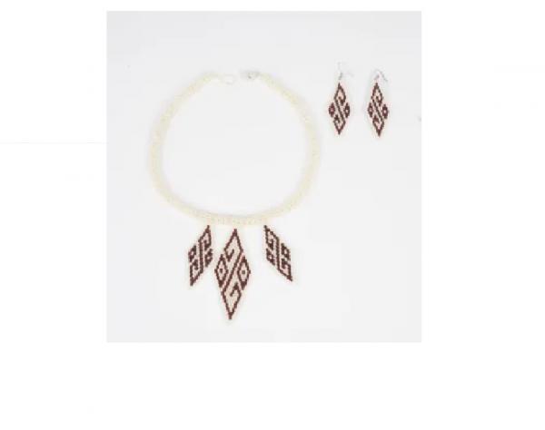 SHINYAK NECKLACE AND EARRINGS Set