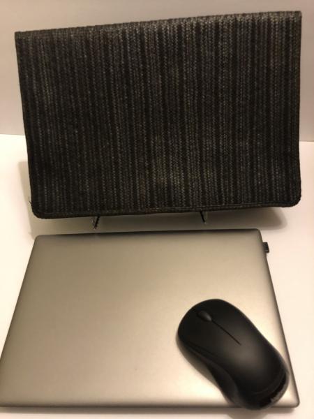 Black Flecha Laptop Sleeve