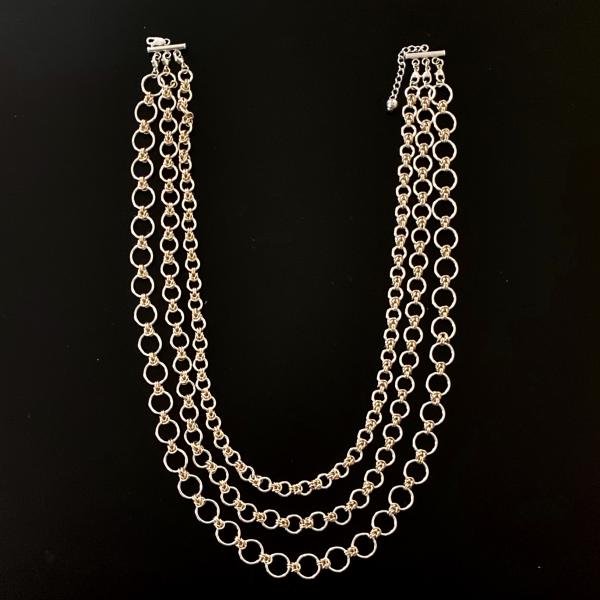 Changeable one to three strand chain maille necklace picture