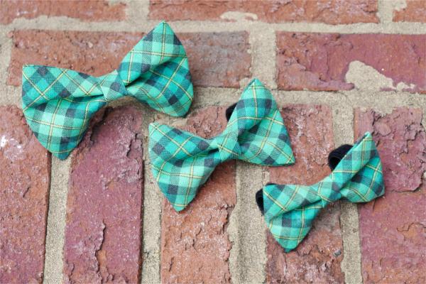 Green Plaid Dog Bow Tie