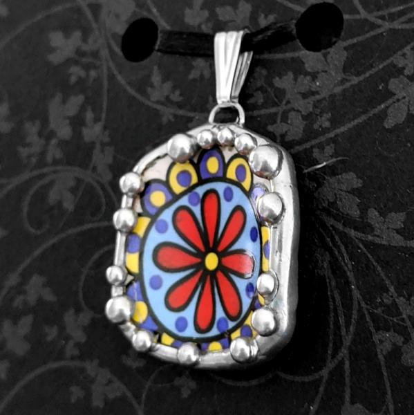 Day of the Dead Skull Shard Pendant picture