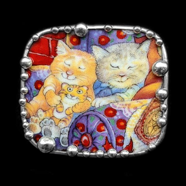 Not a Creature Was Purring Plate Shard Pin/Pendant ** picture