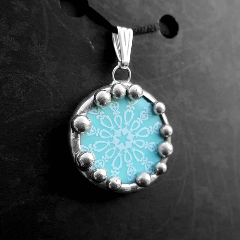 Contemporary Snowflake Dish Shard Pendant picture