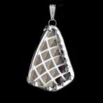 Luxe Lattis Plate Shard Pendant