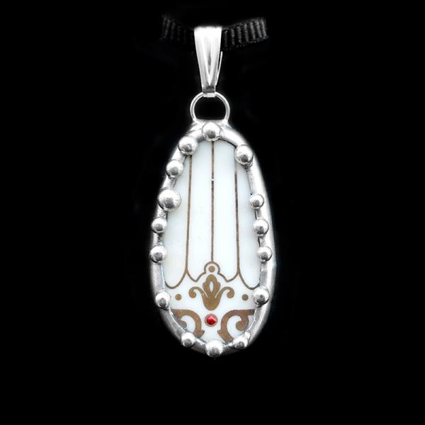 Lenox Plate Shard Pendant picture