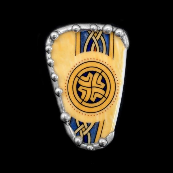 Royal Tara Shard Pin/Pendant