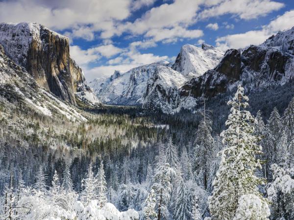 Tunnel View_Yosemite National Park, California