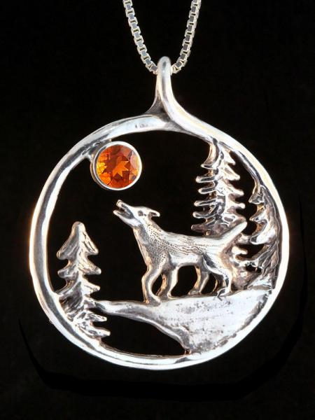 Lunar Wolf Song Pendant with Gemstone - Silver picture