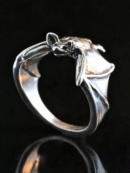 Classic Bat Ring - Silver picture