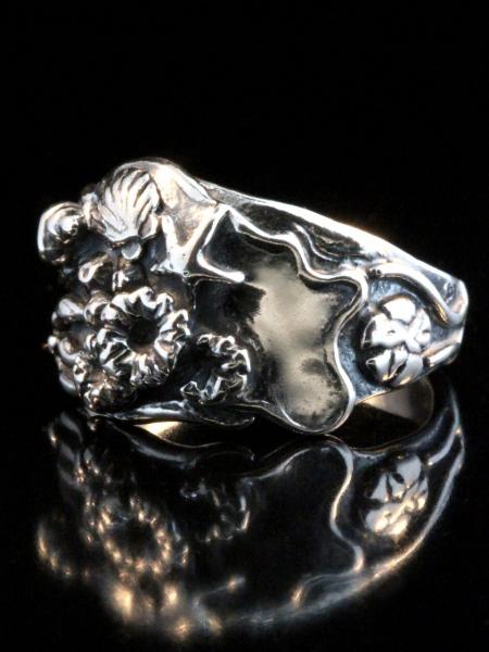 Tide Pool Ring - Silver picture