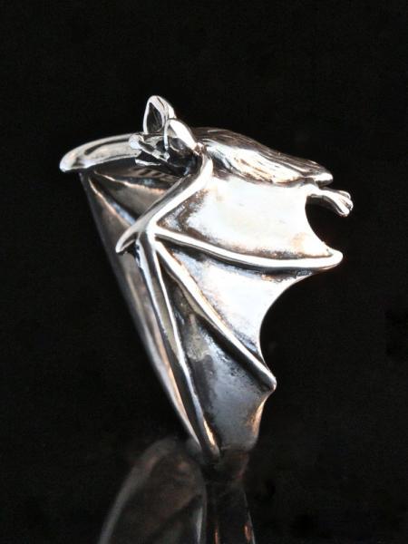 Classic Bat Ring - Silver picture