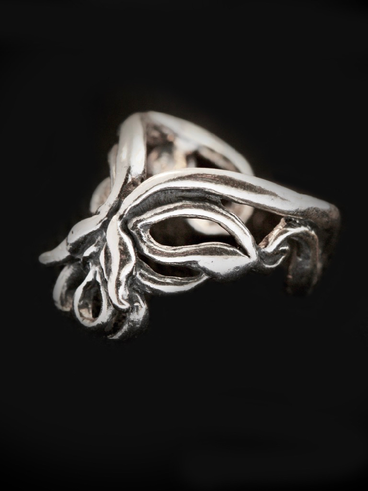 Fuchsia - Flower Ear Cuff Bajoran - Silver picture