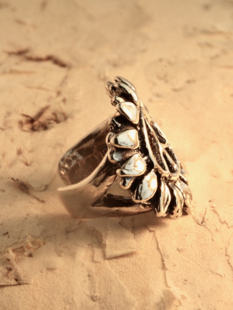 Flower Power Peace Symbol Ear Cuff - Silver picture