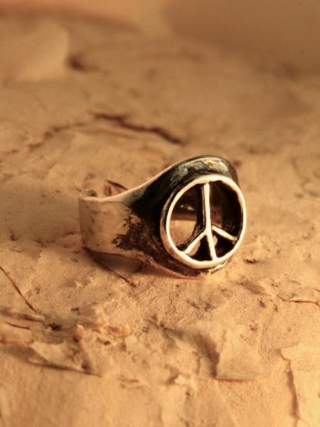 Peace Sign Ear Cuff - Silver picture