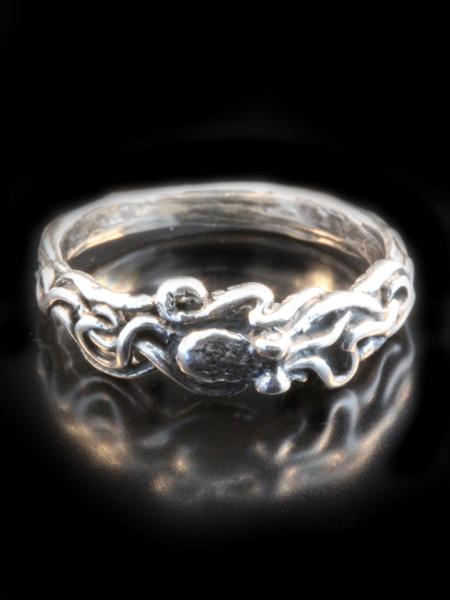 Tentacle Twist - Octopus Ring - Silver picture