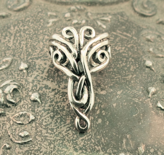 Arabesque Ear Cuff - Silver picture