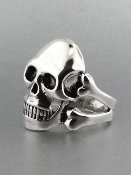 Large Skull and Crossbones Ring - Silver picture