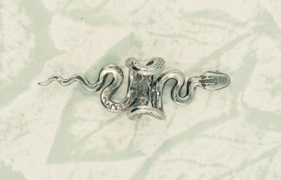 Snake Ear Cuff - Silver picture