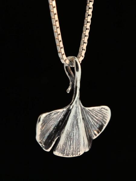 Ginkgo Leaf Charm - Silver picture