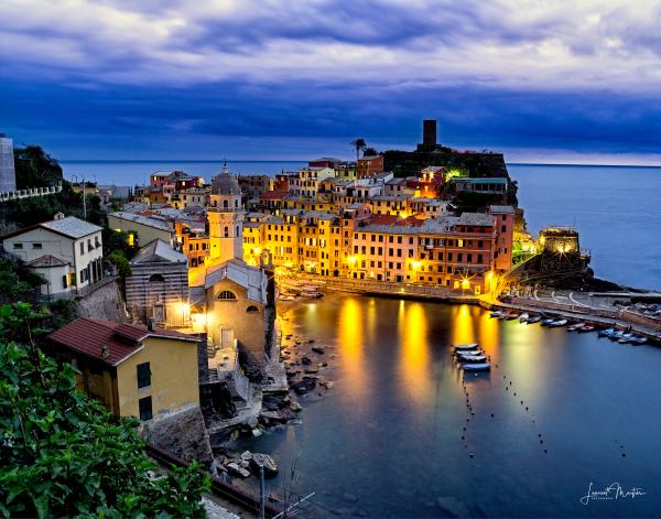 VERNAZZA TWILIGHT picture