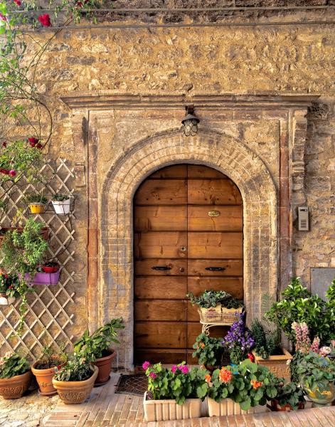 DOORWAY IN UMBRIA picture