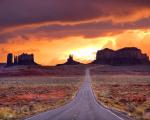 MONUMENT VALLEY SUNRISE