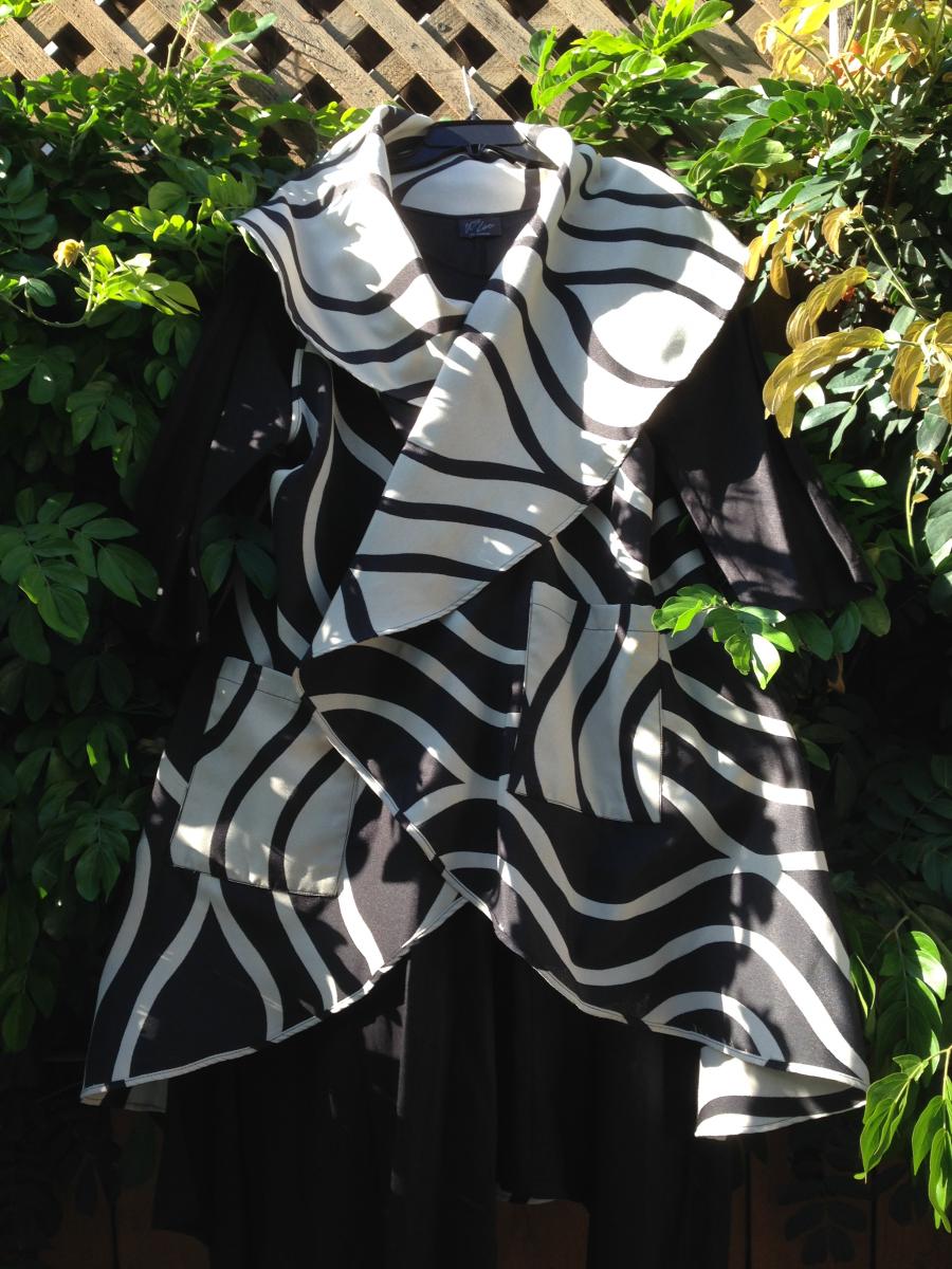 STYLE 2223-Coat Shawl Collar CAPE VEST Reversible Tapestry picture