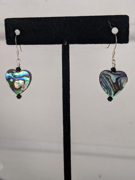 Mother-of-Pearl Heart Earrings (black) picture