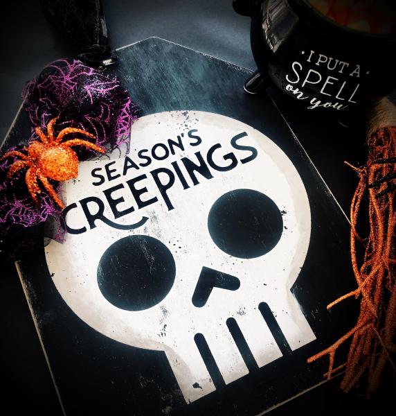 Seasons Creeping Door Tag