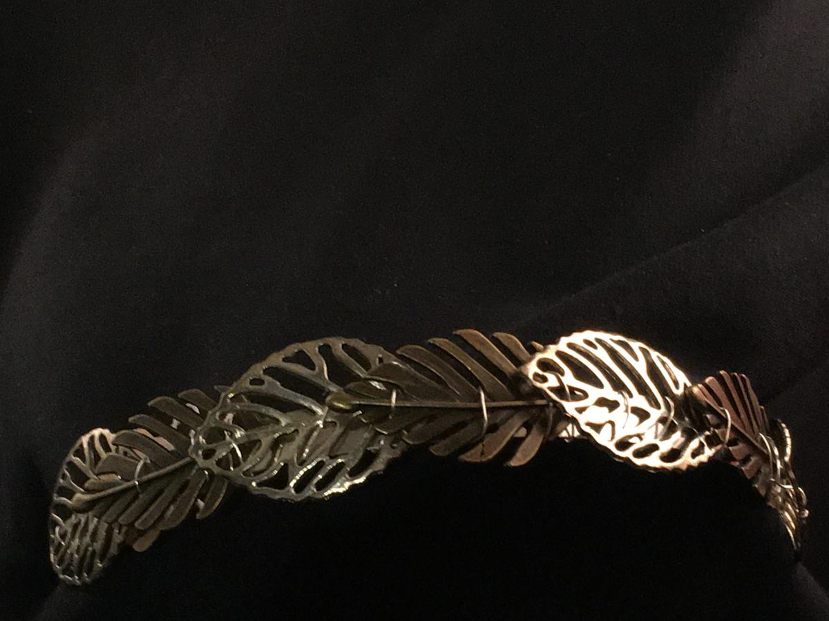 Metal headbands picture