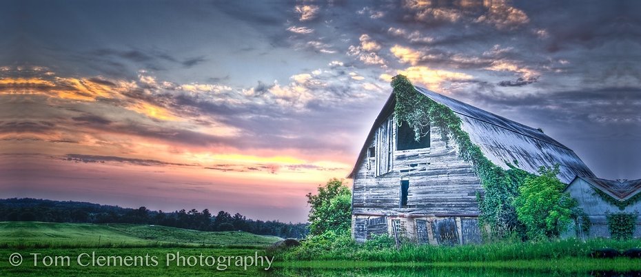 Country Barn picture