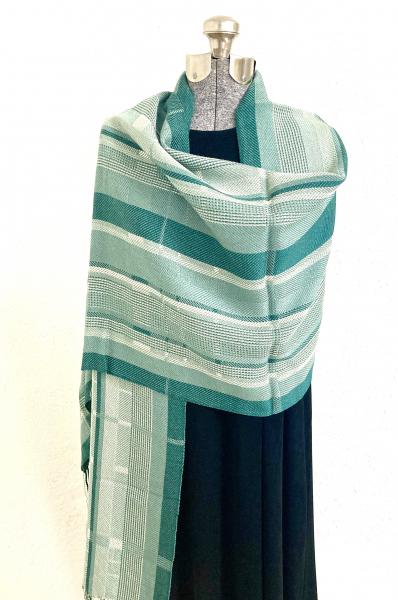 Handwoven shawl picture