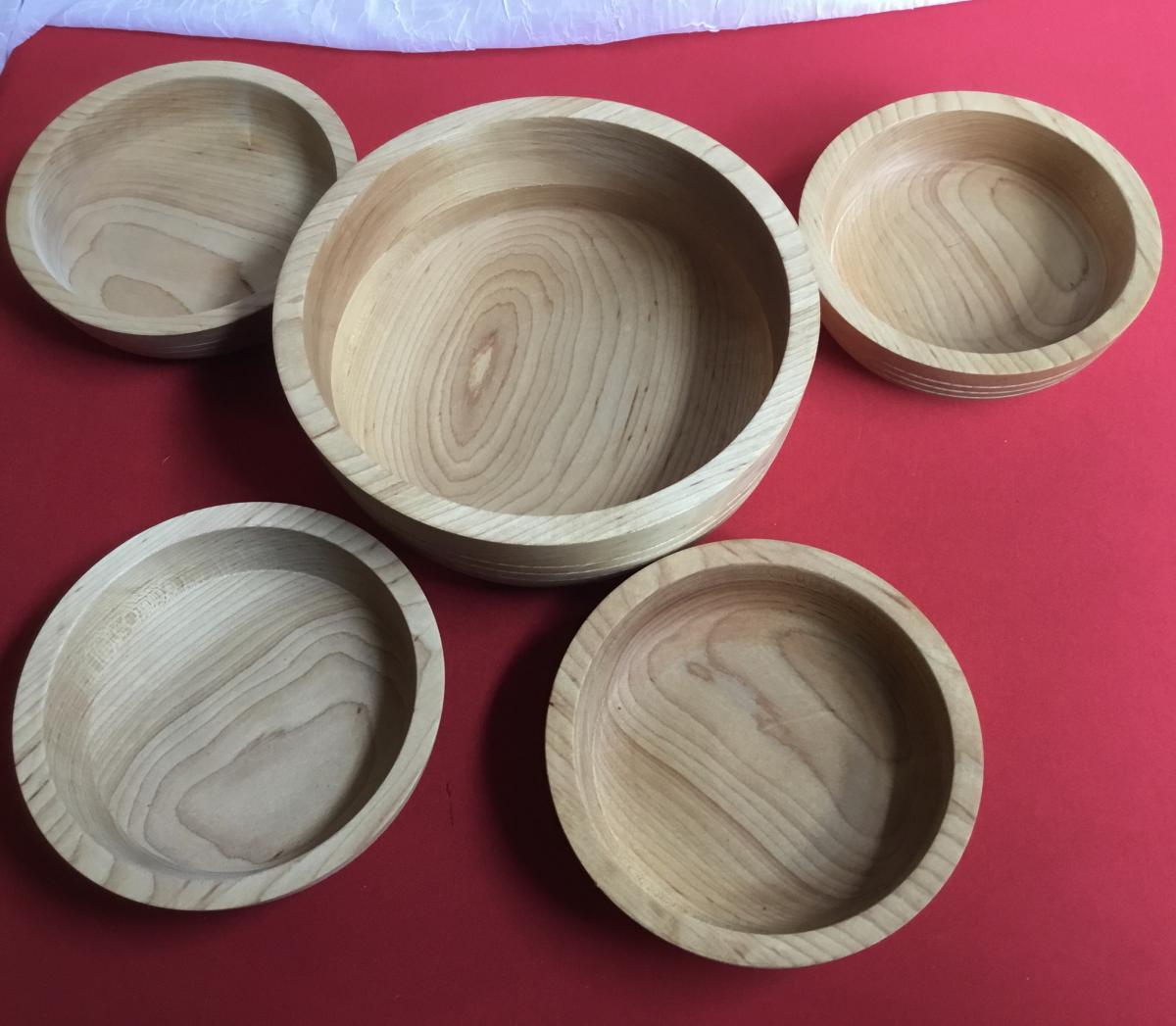Maple Salad Bowl Set picture