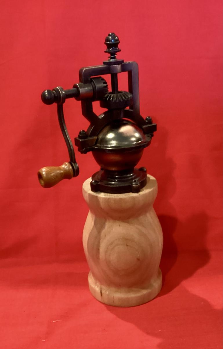 Sycamore Pepper Mill picture